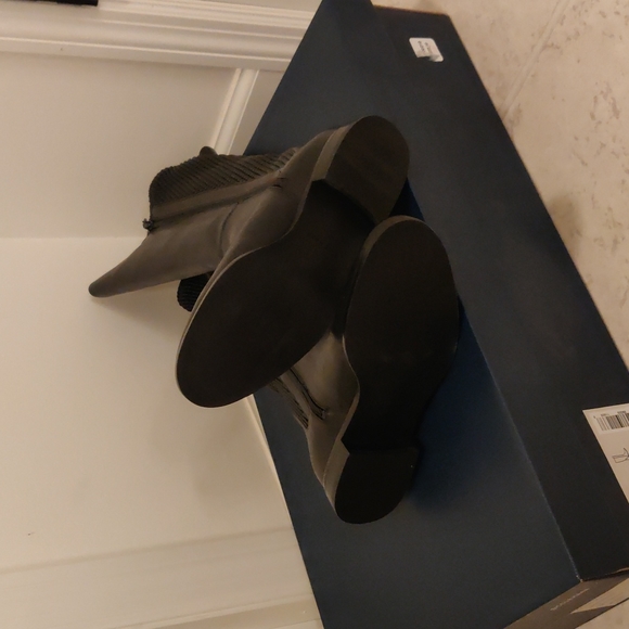 Cole Haan Woman's Rockland Black Leather Riding Boots sz.6.5B - Picture 7 of 9